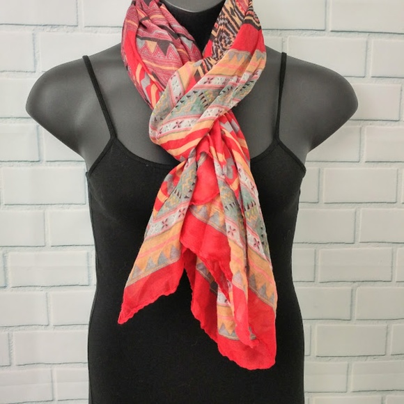 Southwestern Print Oversize Wrap Scarf - Picture 5 of 5